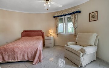 Property slide 34