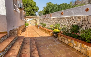 Property slide 37