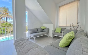 Property slide 5