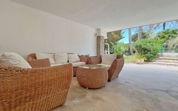 Property slide 17