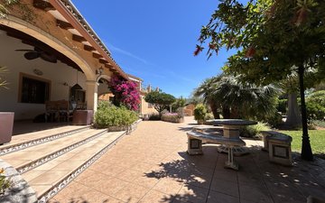 Property slide 39