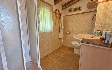 Property slide 33