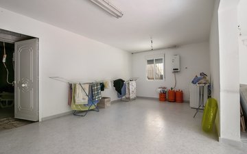 Property slide 22