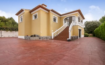 Property slide 20