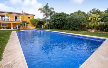 Property slide 35