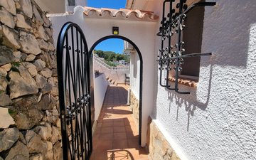 Property slide 43