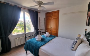 Property slide 34