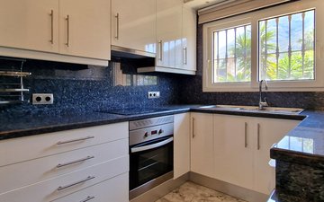 Property slide 22