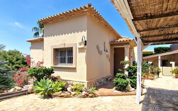 Property slide 44