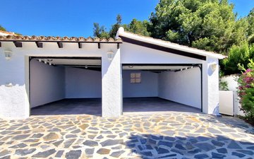 Property slide 30