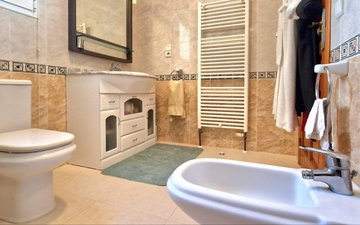 Property slide 25