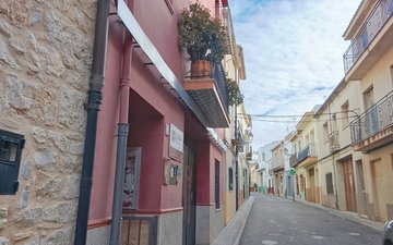Property slide 21