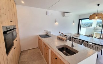 Property slide 16