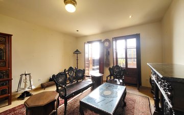 Property slide 21