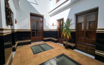 Property slide 23