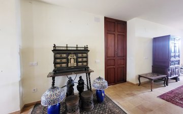 Property slide 20