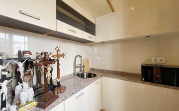 Property slide 31