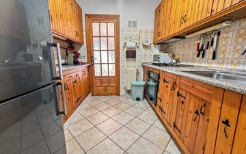 Property slide 9