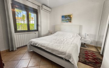 Property slide 10