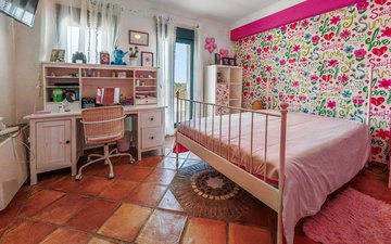 Property slide 24