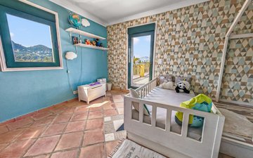 Property slide 25