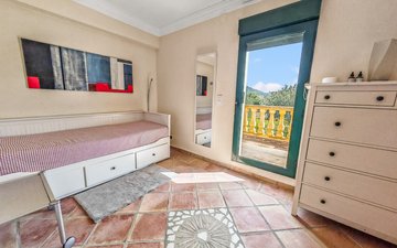 Property slide 23