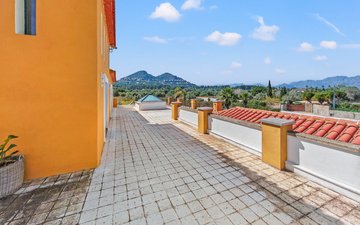 Property slide 22