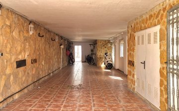 Property slide 35
