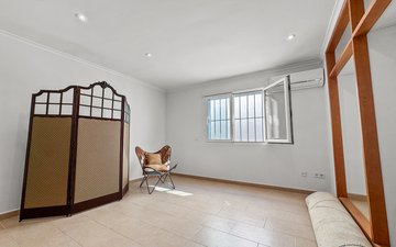 Property slide 29