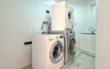 Property slide 40