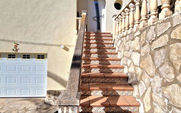 Property slide 34