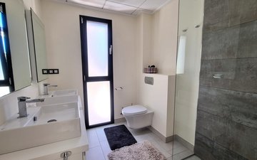Property slide 16