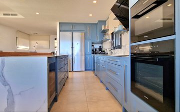 Property slide 25