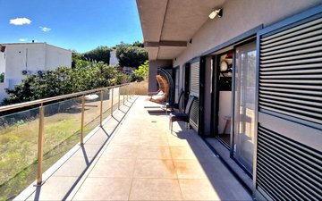 Property slide 32