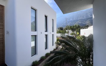 Property slide 46
