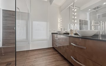Property slide 20