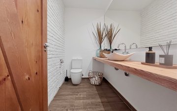 Property slide 15