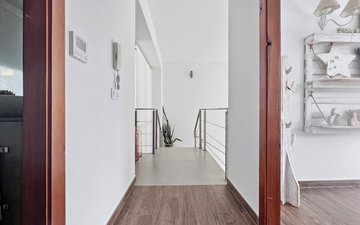Property slide 25