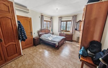 Property slide 14