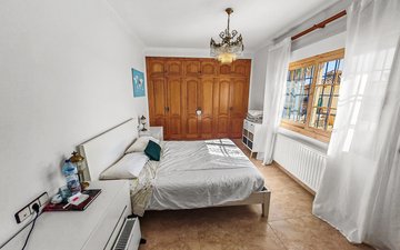 Property slide 15
