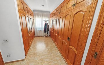 Property slide 16