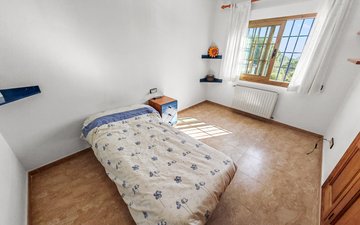 Property slide 18