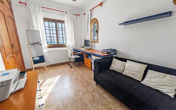 Property slide 20
