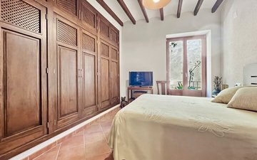 Property slide 12