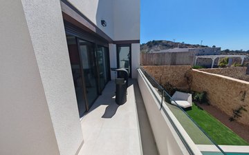 Property slide 21
