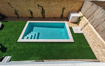 Property slide 17