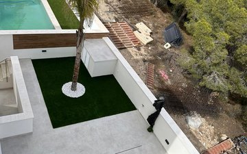 Property slide 15