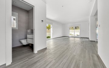 Property slide 7