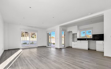 Property slide 5