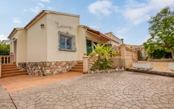 Property slide 19